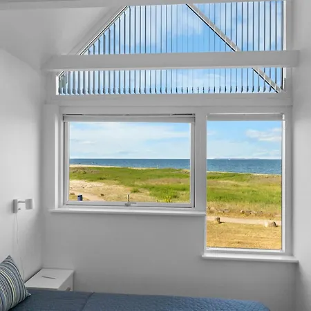 Casa de Férias Claudine - 90m From The Sea By Interhome