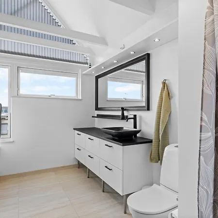 Claudine - 90m From The Sea By Interhome *