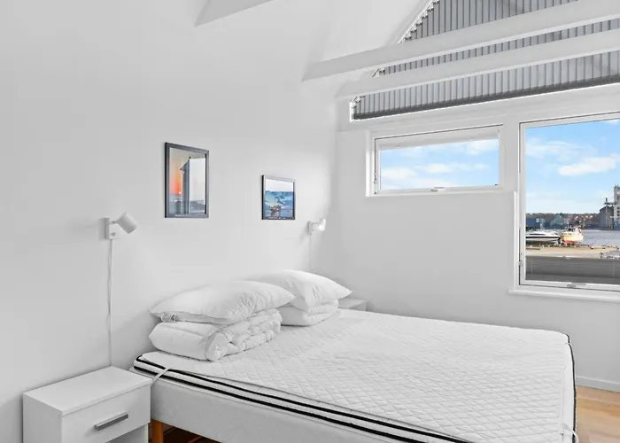 Claudine - 90m From The Sea By Interhome *